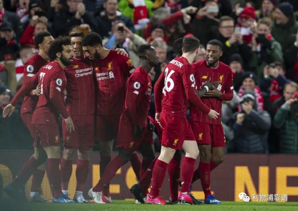  美因茨年轻门将神勇发挥多次扑救保住主场平局