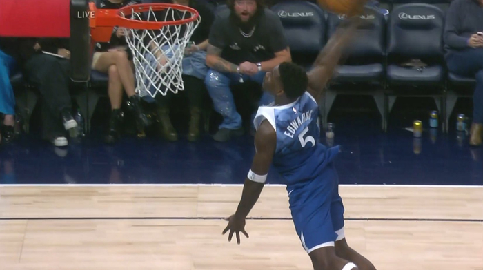  爱德华兹扣篮大赛夺冠，森林狼新星成最大亮点