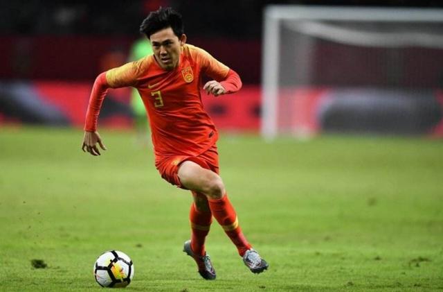 南宫ng28官网- 里尔后卫重伤赛季报销，紧急启动引援程序